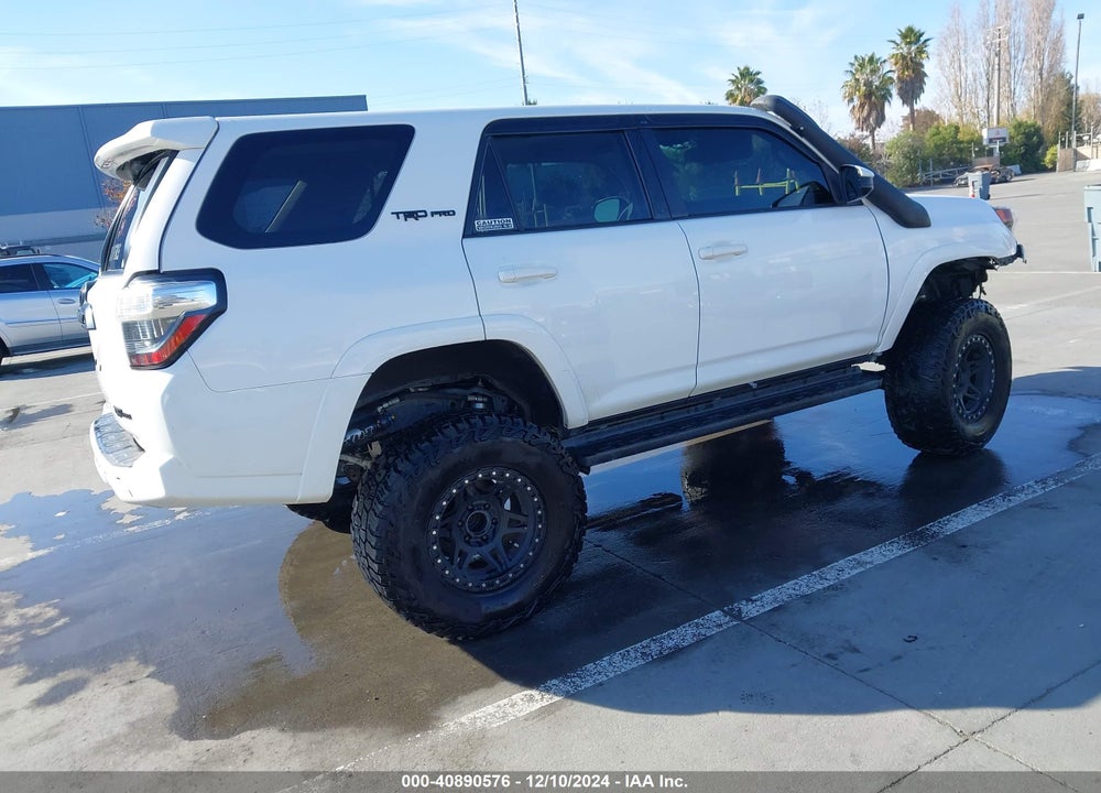 2017 TOYOTA 4RUNNER VIN: JTEBU5JR0H5445713