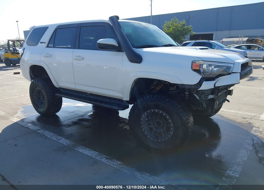 2017 TOYOTA 4RUNNER VIN: JTEBU5JR0H5445713