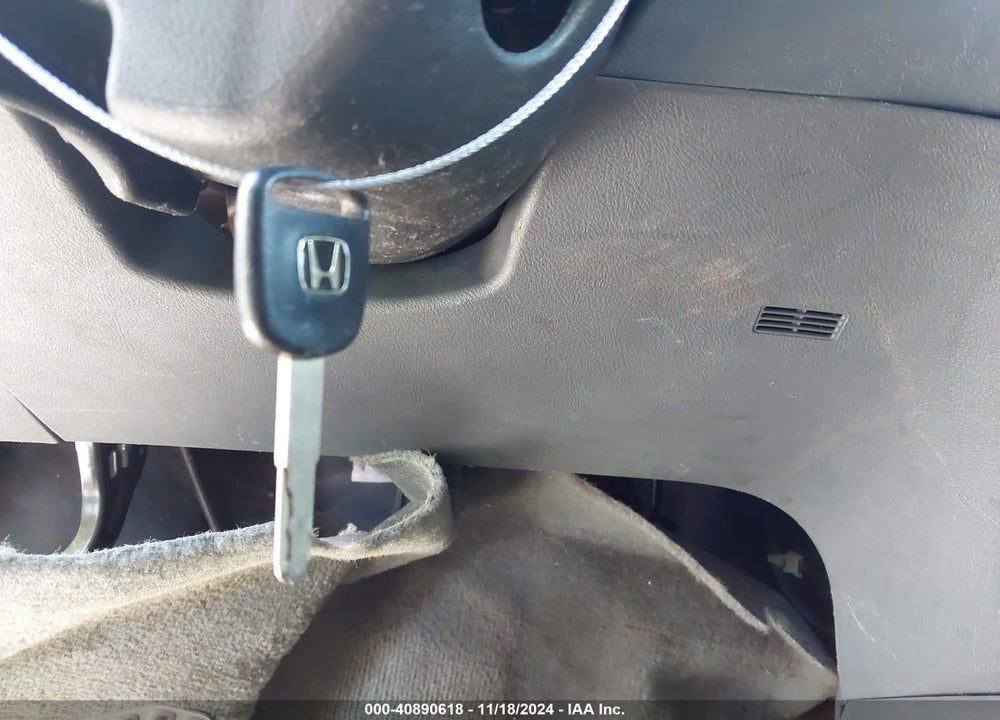 2006 HONDA ODYSSEY EX-L VIN: 5FNRL38756B082173