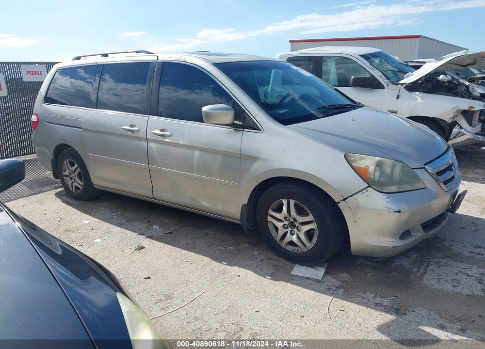 2006 HONDA ODYSSEY EX-L VIN: 5FNRL38756B082173