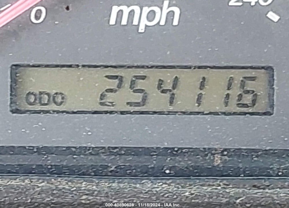 2000 MAZDA 626 ES V6/LX V6 VIN: 1YVGF22D6Y5123500