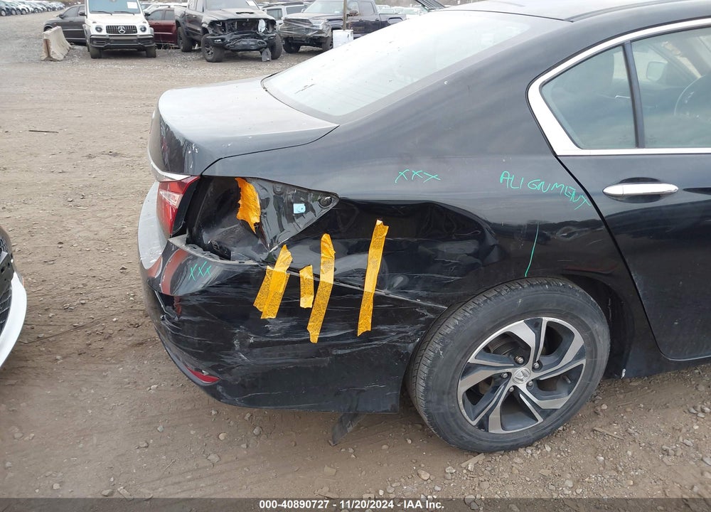 2017 HONDA ACCORD VIN: 1HGCR2F3XHA226182