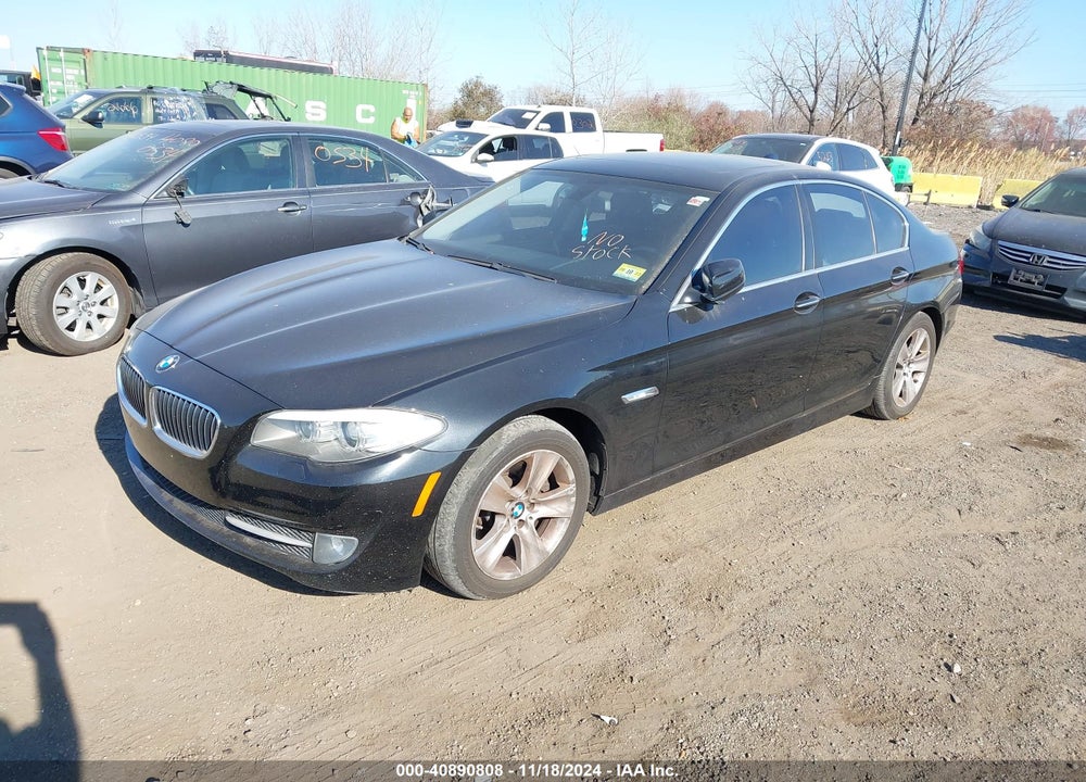 2013 BMW 528I XDRIVE VIN: WBAXH5C54DDW15724