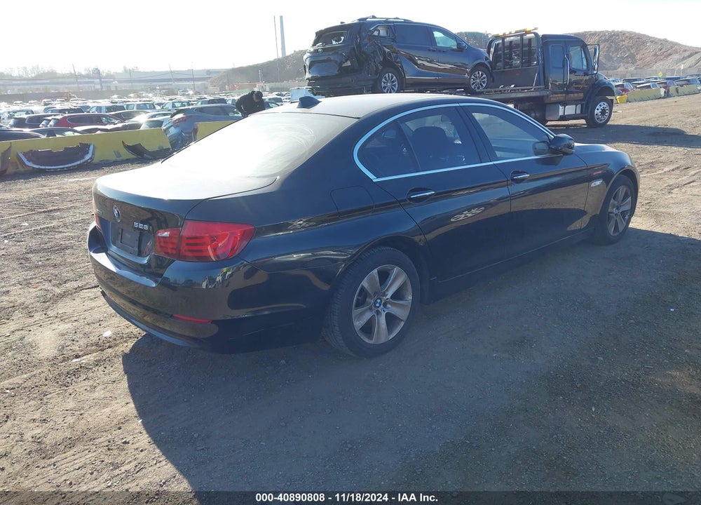 2013 BMW 528I XDRIVE VIN: WBAXH5C54DDW15724
