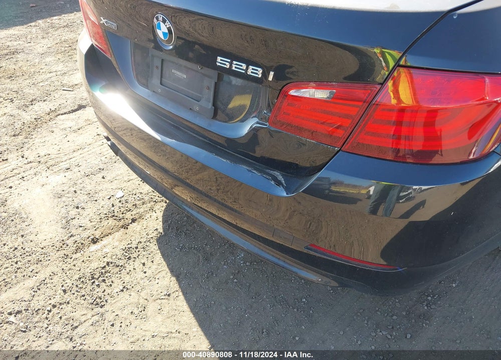 2013 BMW 528I XDRIVE VIN: WBAXH5C54DDW15724