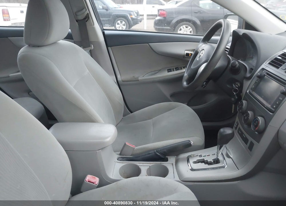2013 TOYOTA COROLLA LE VIN: 2T1BU4EE0DC060879