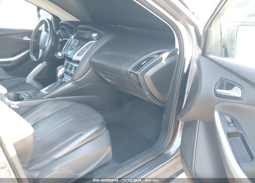 2013 FORD FOCUS SE VIN: 1FADP3F22DL107665