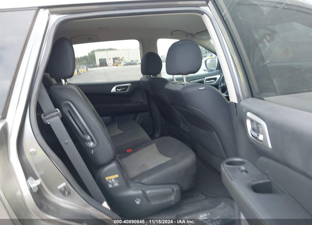 2017 NISSAN PATHFINDER SV VIN: 5N1DR2MN9HC627066
