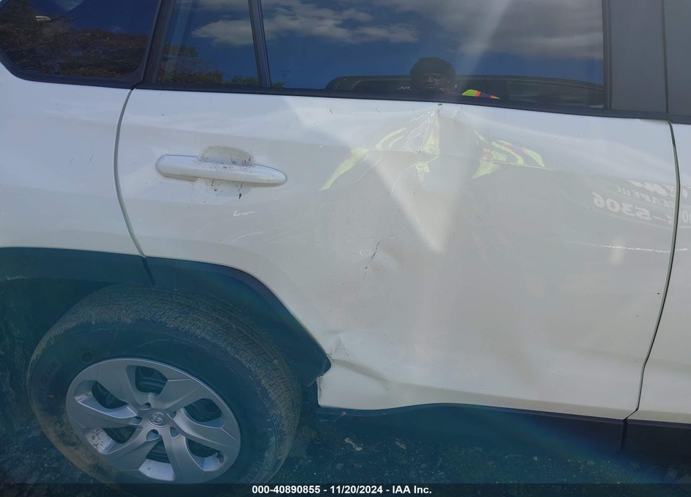 2024 TOYOTA RAV4 LE VIN: 2T3H1RFV3RC301900