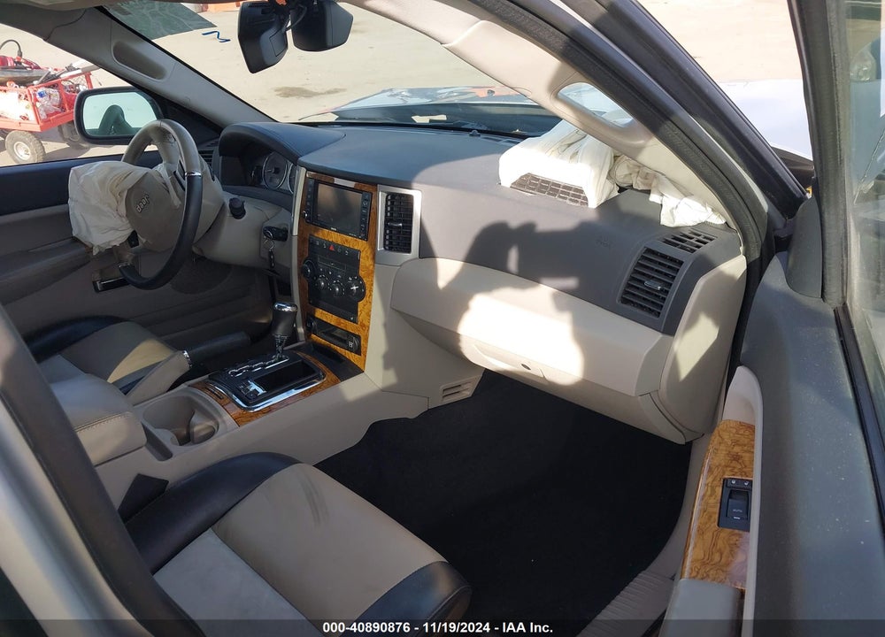2010 JEEP GRAND CHEROKEE LIMITED VIN: 1J4RR5GT5AC102057