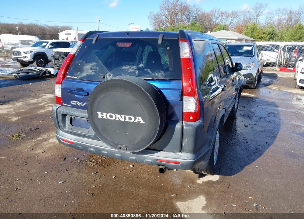 2005 HONDA CR-V EX VIN: JHLRD78885C035408