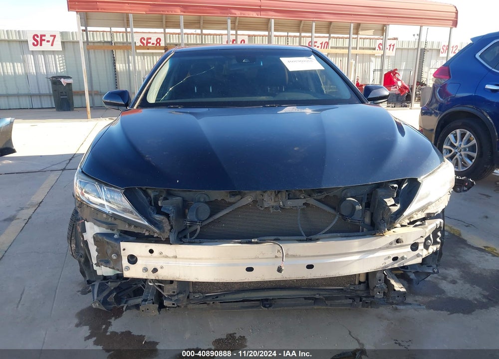 2018 TOYOTA CAMRY SE VIN: JTNB11HK4J3024606