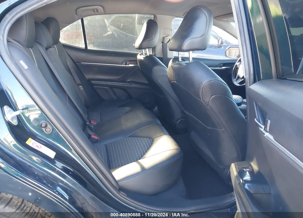 2018 TOYOTA CAMRY SE VIN: JTNB11HK4J3024606
