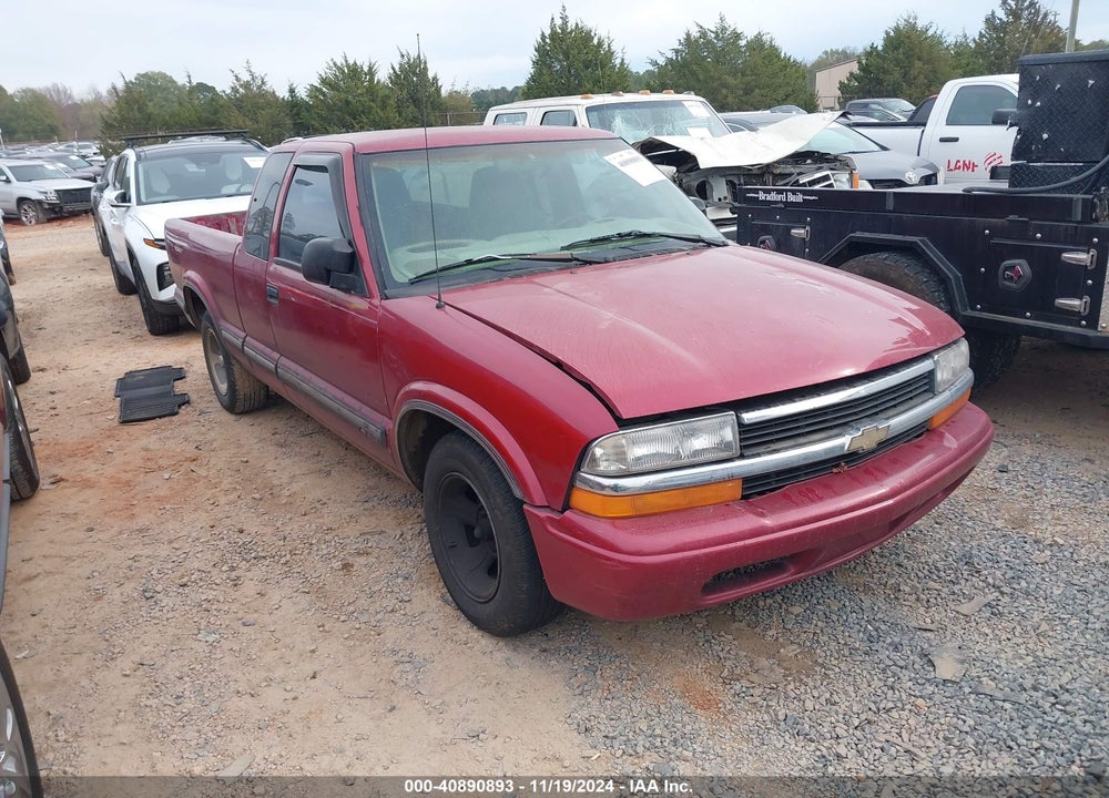 1999 CHEVROLET S-10 LS VIN: 1GCCS19XXX8121563