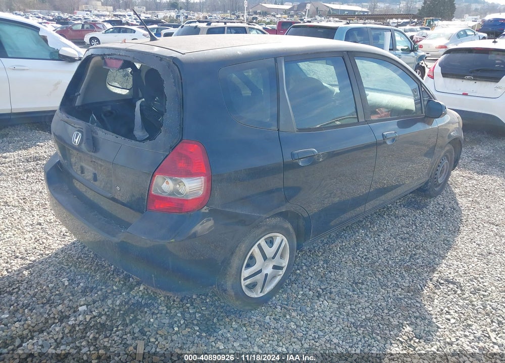 2007 HONDA FIT VIN: JHMGD38417S002137