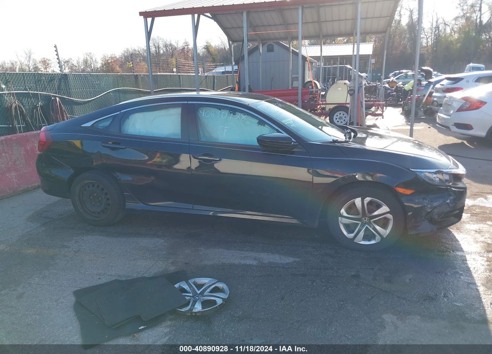 2018 HONDA CIVIC LX VIN: 2HGFC2F55JH610474