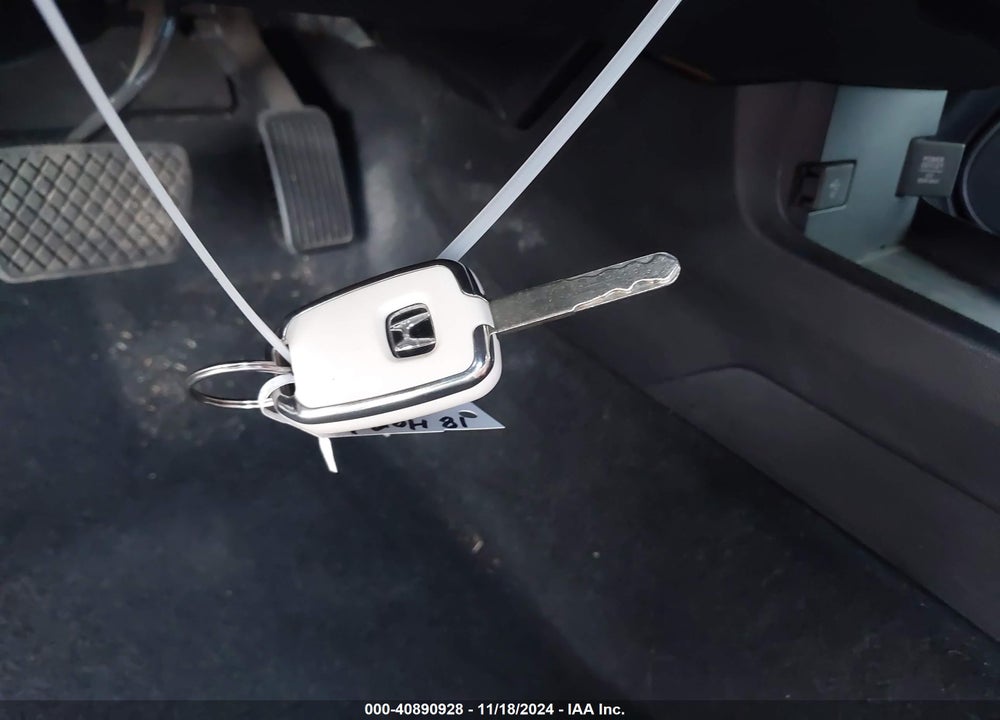 2018 HONDA CIVIC LX VIN: 2HGFC2F55JH610474