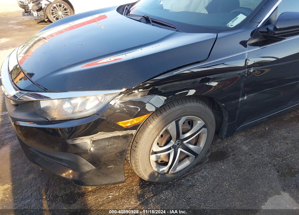2018 HONDA CIVIC LX VIN: 2HGFC2F55JH610474