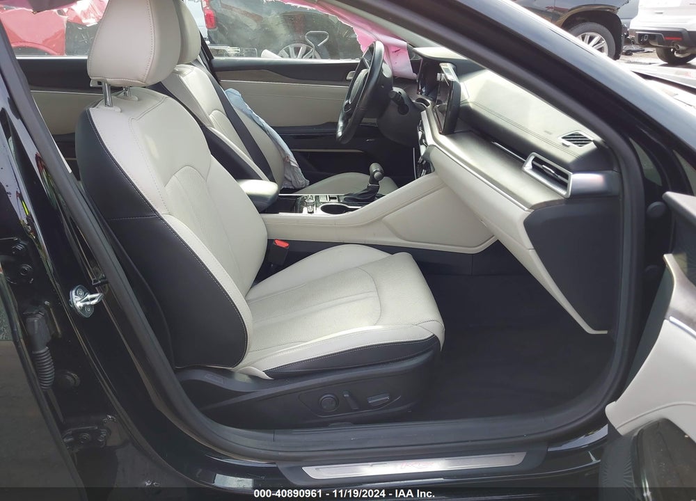 2022 KIA K5 VIN: 5XXG34J2XNG109875