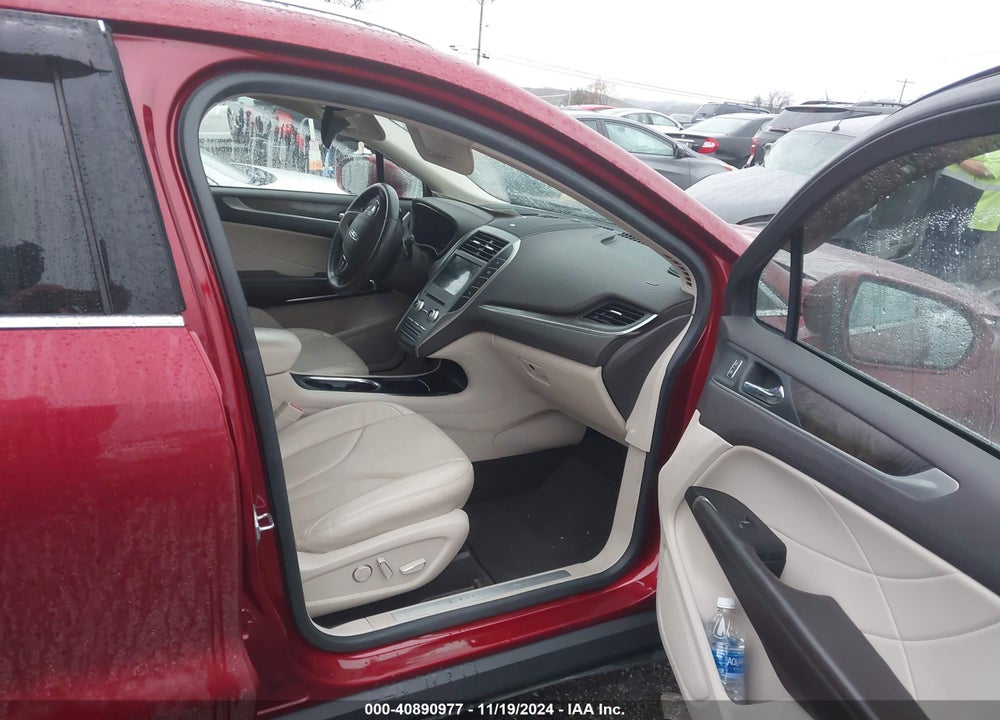 2019 LINCOLN MKC RESERVE VIN: 5LMCJ3C95KUL48516