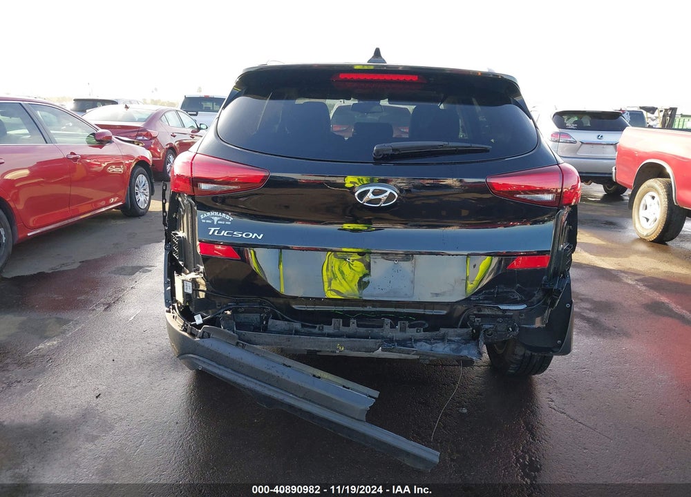 2021 HYUNDAI TUCSON VALUE VIN: KM8J33A41MU300445