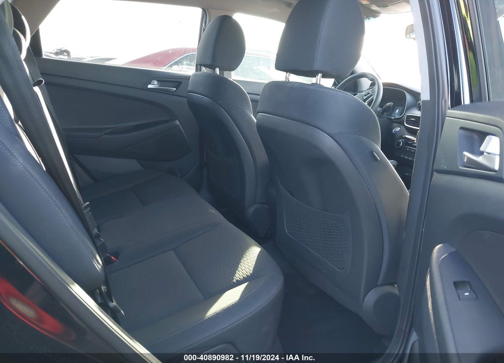 2021 HYUNDAI TUCSON VALUE VIN: KM8J33A41MU300445