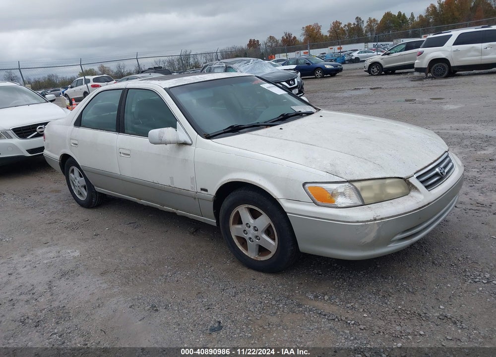 2001 TOYOTA CAMRY LE VIN: JT2BG22KX10571505