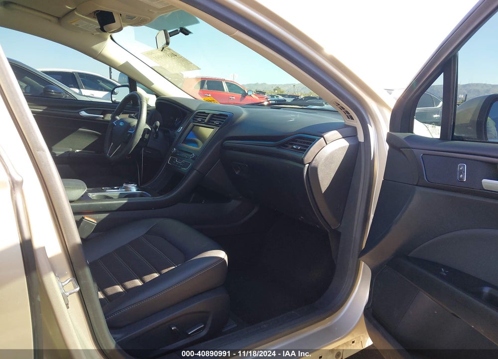 2018 FORD FUSION SE VIN: 3FA6P0HD4JR181253