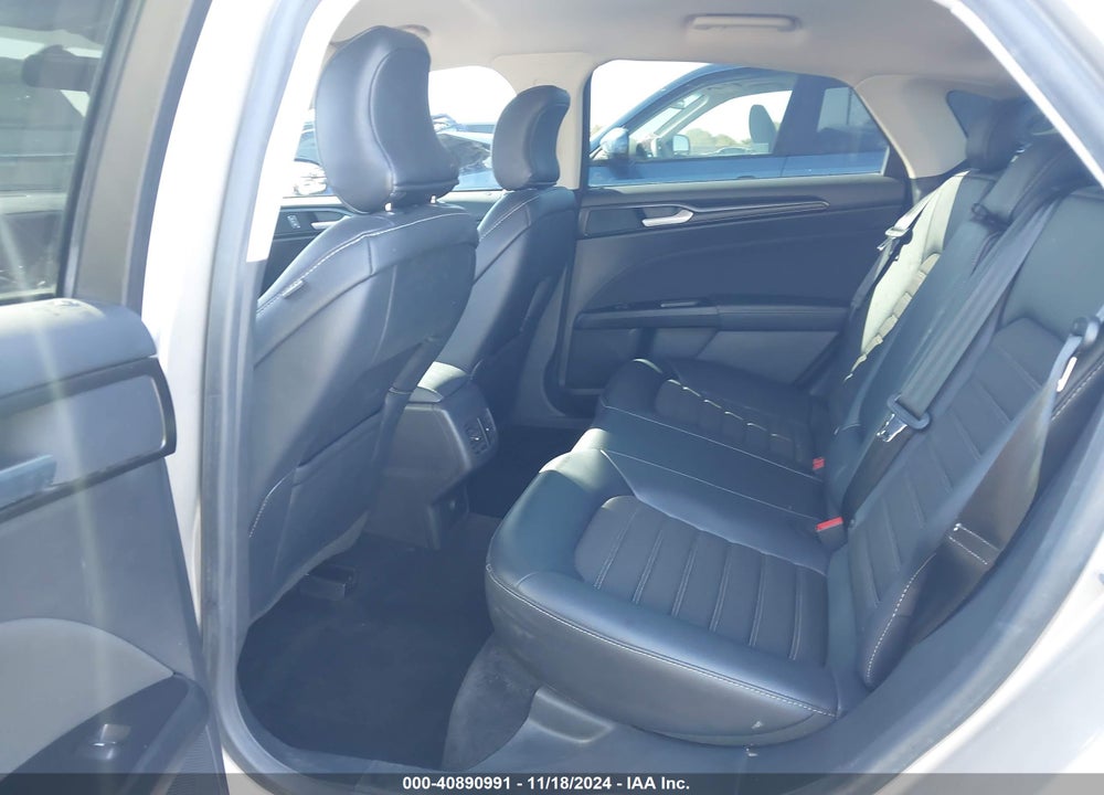 2018 FORD FUSION SE VIN: 3FA6P0HD4JR181253