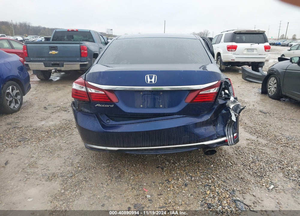 2016 HONDA ACCORD VIN: 1HGCR2F39GA152817