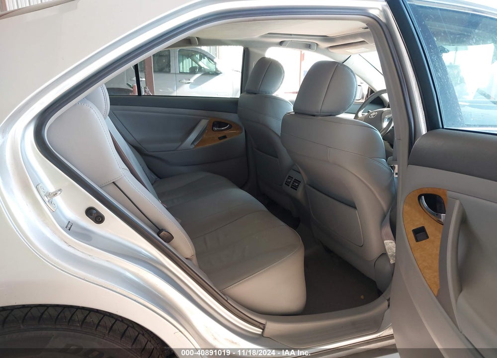 2007 TOYOTA CAMRY XLE V6 VIN: 4T1BK46K27U520878