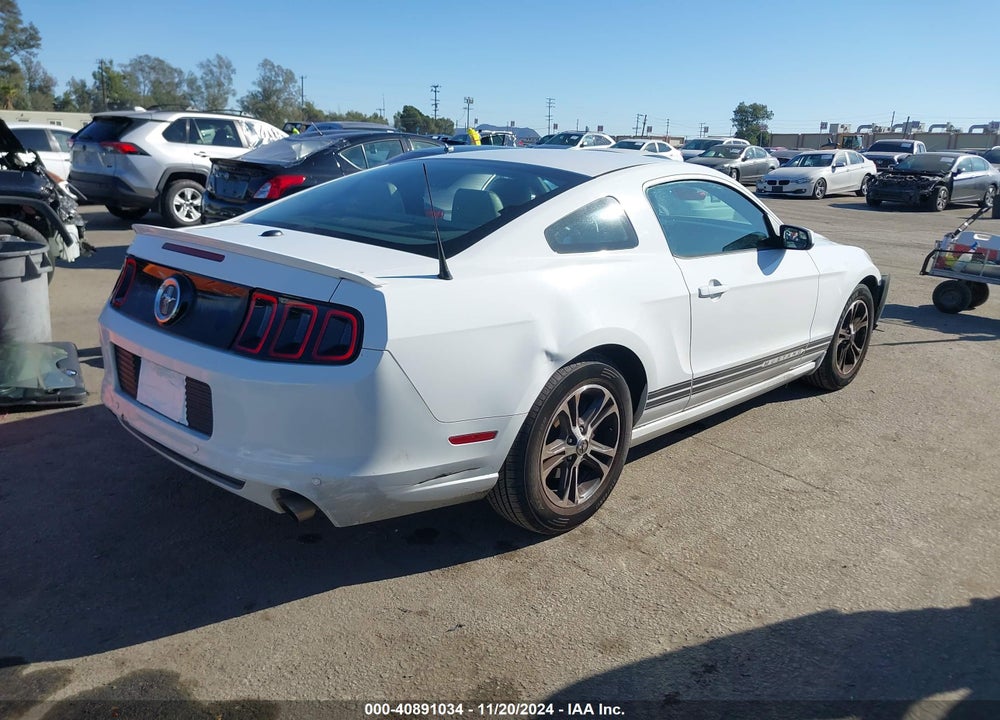 2014 FORD MUSTANG V6 PREMIUM VIN: 1ZVBP8AM4E5229518