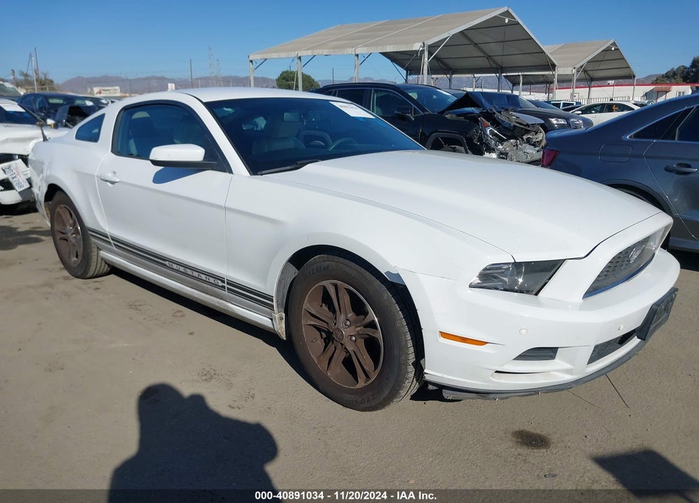 2014 FORD MUSTANG V6 PREMIUM VIN: 1ZVBP8AM4E5229518
