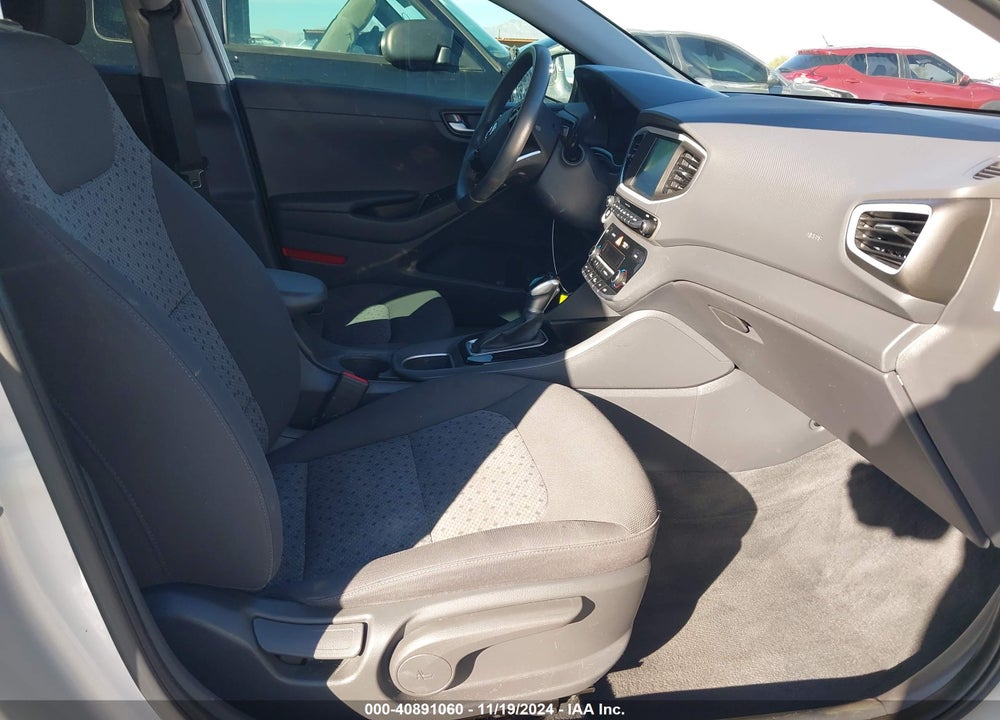 2018 HYUNDAI IONIQ HYBRID BLUE VIN: KMHC65LC2JU066117
