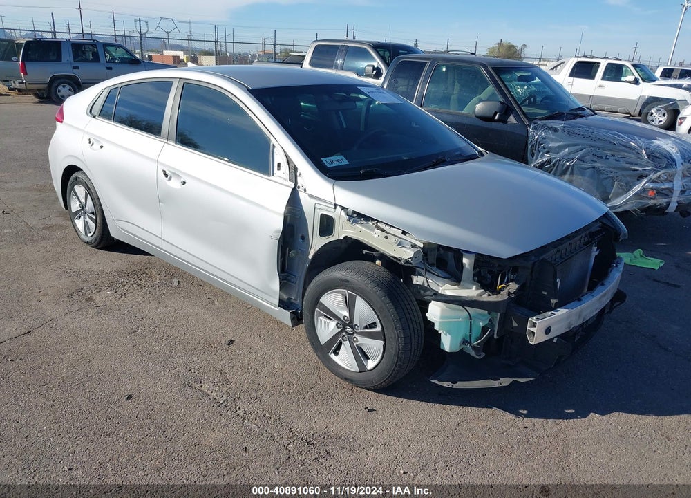 2018 HYUNDAI IONIQ HYBRID BLUE VIN: KMHC65LC2JU066117