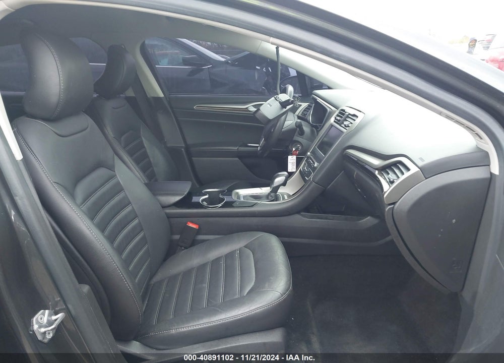 2016 FORD FUSION SE VIN: 1FA6P0HD8G5130558