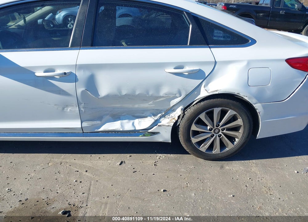 2015 HYUNDAI SONATA SPORT VIN: 5NPE34AF1FH107674