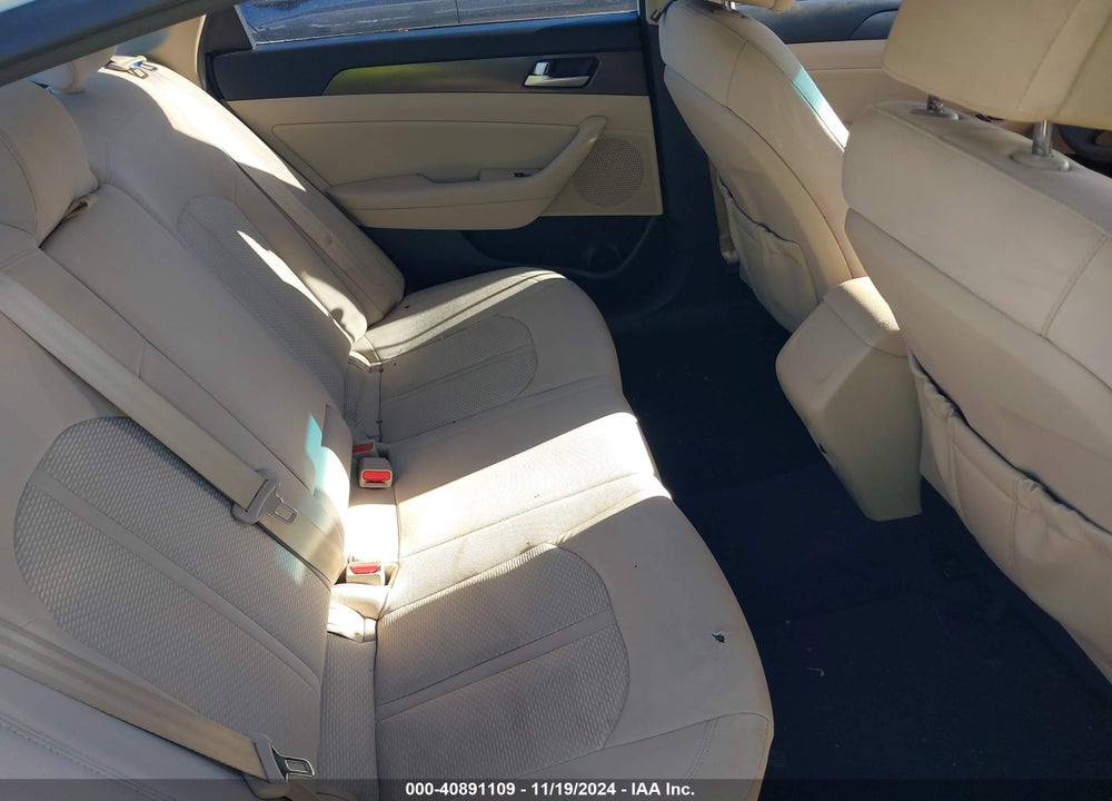 2015 HYUNDAI SONATA SPORT VIN: 5NPE34AF1FH107674