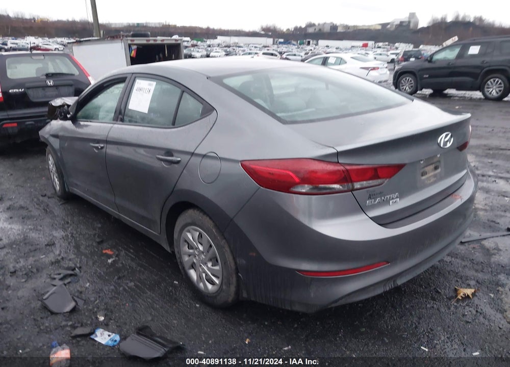 2018 HYUNDAI ELANTRA SE VIN: 5NPD74LF5JH264713