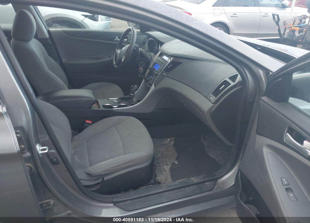 2013 HYUNDAI SONATA GLS VIN: 5NPEB4AC4DH748520