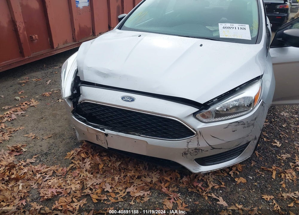 2018 FORD FOCUS S VIN: 1FADP3E28JL266414