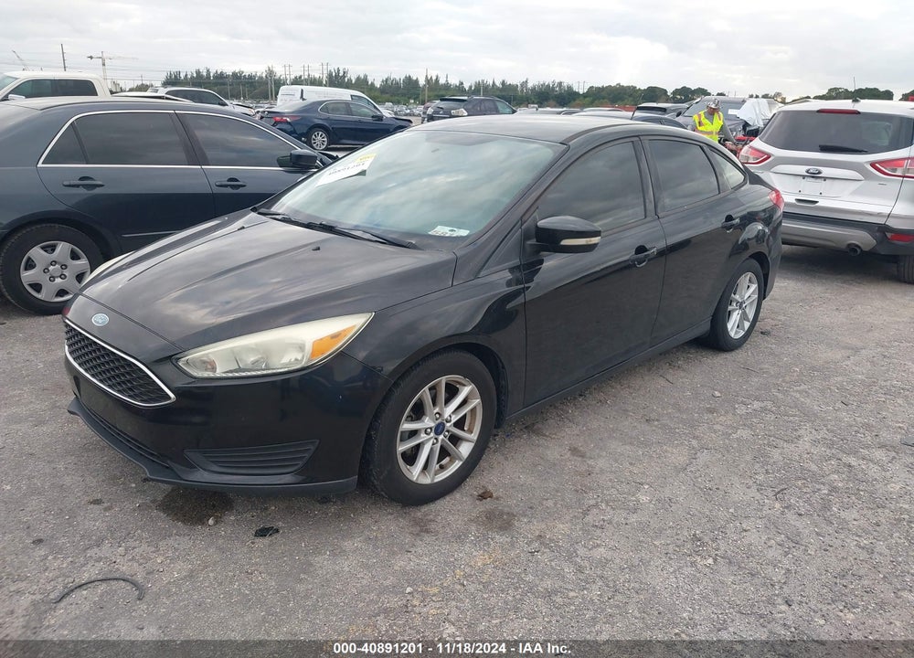 2015 FORD FOCUS SE VIN: 1FADP3F22FL259738