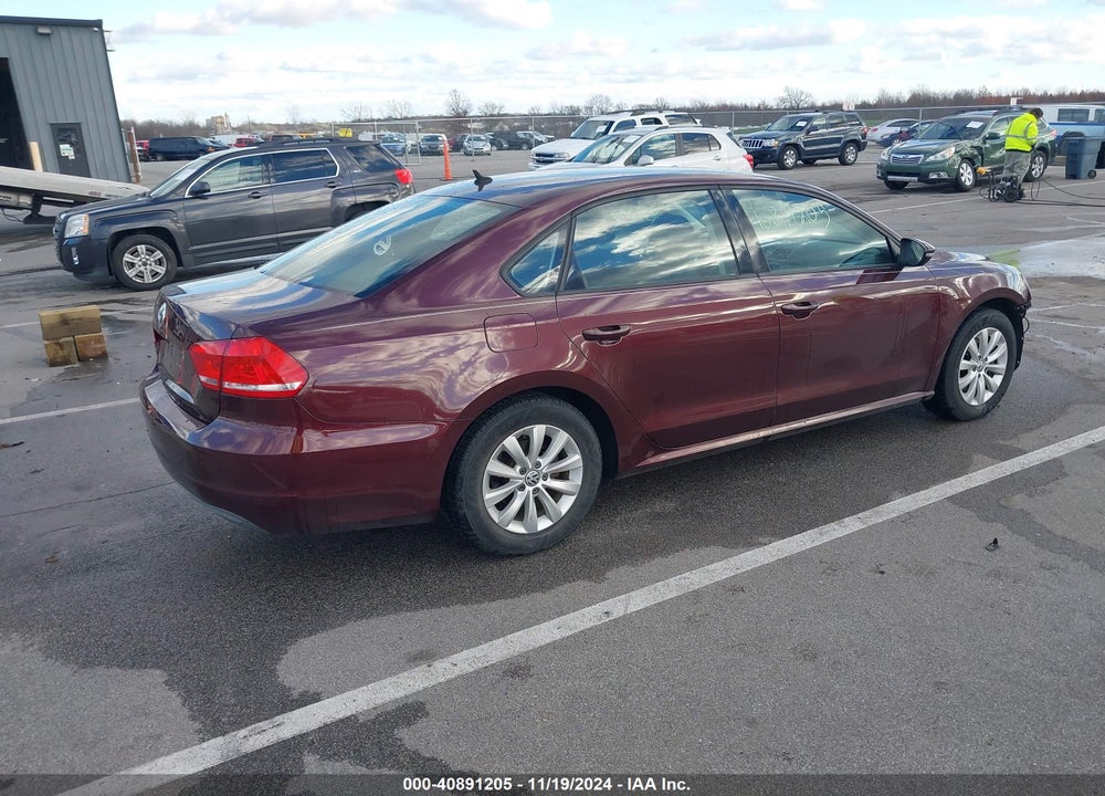 2012 VOLKSWAGEN PASSAT 2.5L S VIN: 1VWAH7A3XCC067347