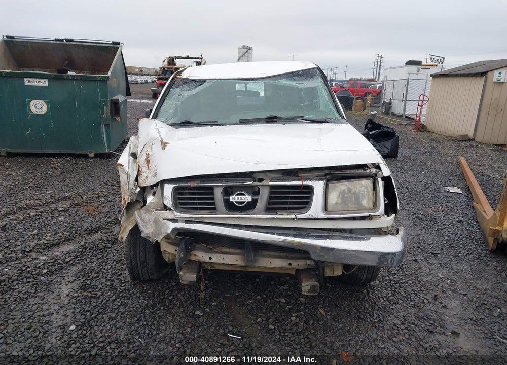 1999 NISSAN FRONTIER XE VIN: 1N6DD21S0XC304100