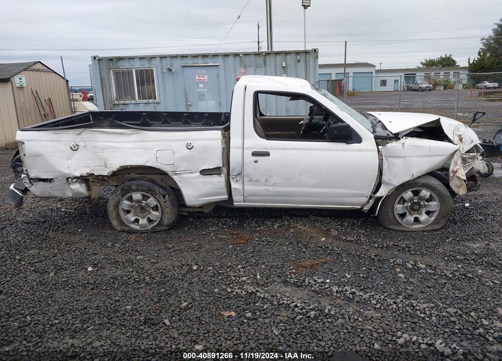 1999 NISSAN FRONTIER XE VIN: 1N6DD21S0XC304100