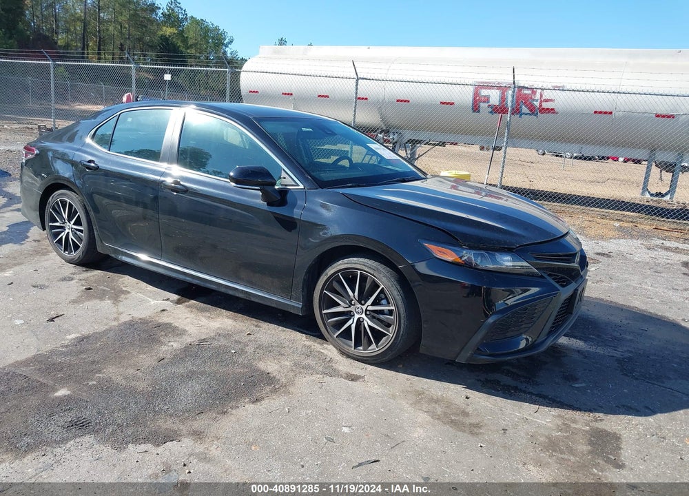 2022 TOYOTA CAMRY SE VIN: 4T1G11AK5NU076374