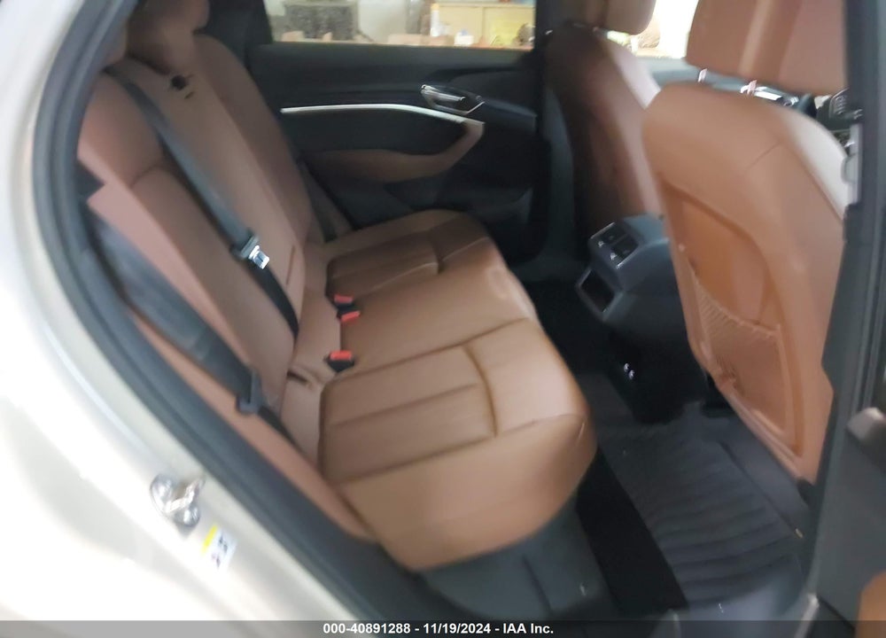 2021 AUDI E-TRON SPORTBACK PREMIUM QUATTRO VIN: WA11AAGE3MB026072