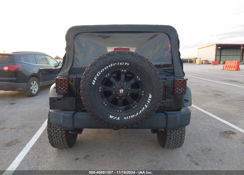 2017 JEEP WRANGLER UNLIMITED SPORT 4X4 VIN: 1C4BJWDG0HL591313