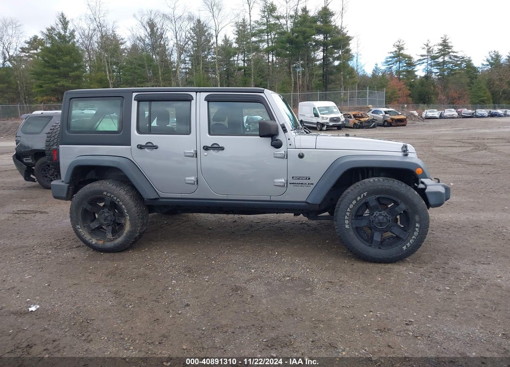 2014 JEEP WRANGLER UNLIMITED SPORT VIN: 1C4BJWDG5EL171252