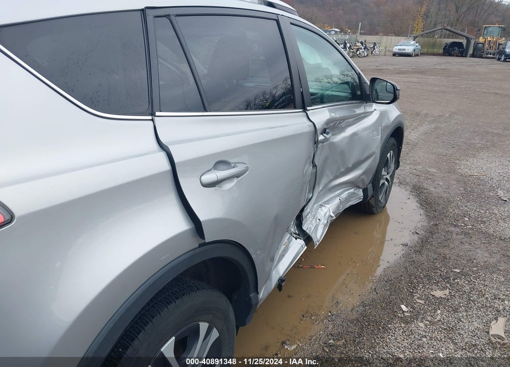 2016 TOYOTA RAV4 LE VIN: 2T3BFREV8GW484425